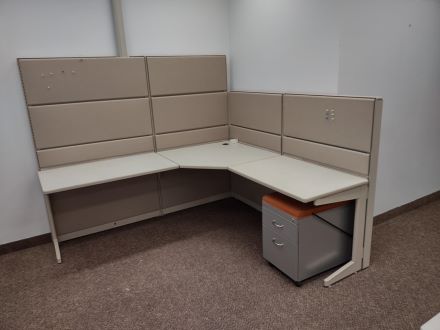 TEKNION TOS PANEL WORKSTATIONS 6 X 6.5 SIZE